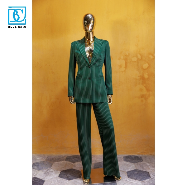 Elegant Lady Suit